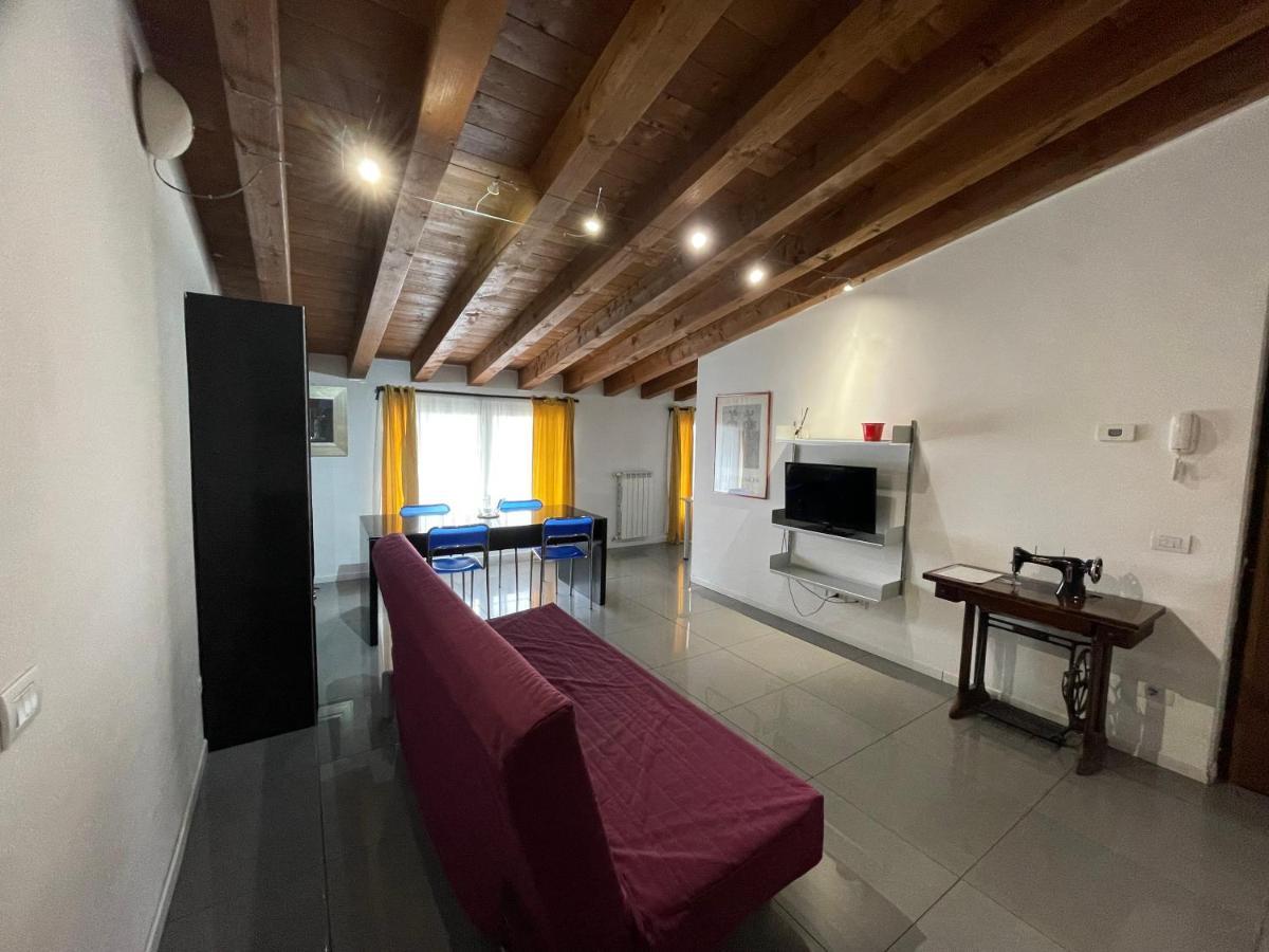 Milano Canal Apartments Bagian luar foto